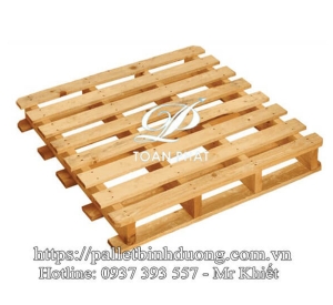 Pallet Gỗ 2 Hướng Nâng Kiểu Cánh