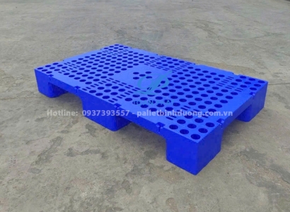Pallet Nhựa Bình Dương – Độ Bền Vượt Trội, Chống Thấm, Dễ Vệ Sinh